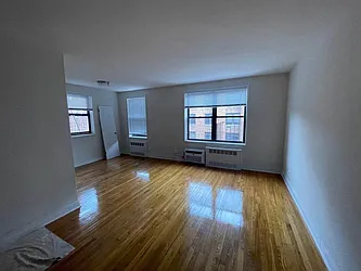 102-40 67 Road