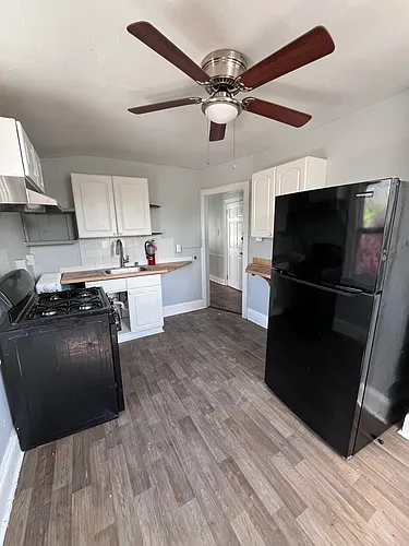 454 High St #4 Photo 1