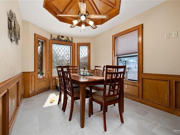 2nd image of 2604 Ashley Dr