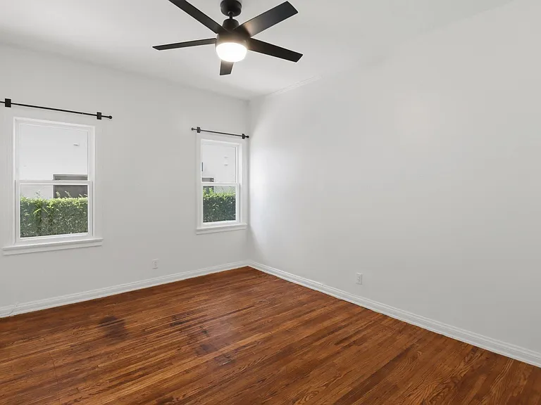 1167 N Kingsley Dr #101 — Photo 15