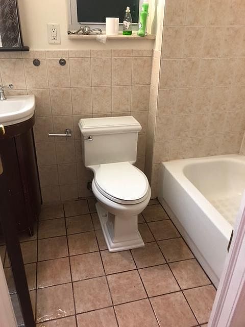 2nd image of 4110 Wickham Ave