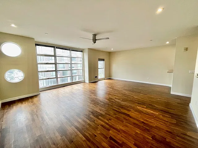 2 bed, 1017 sqft, $4,750 — Photo 2