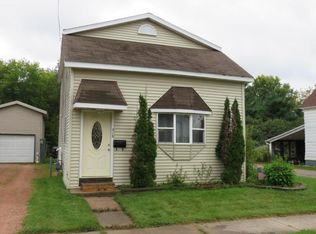 315 8th Ave, Antigo, WI 54409
