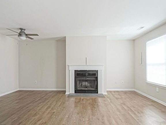 5th image of 1508 Huntingdon Mews