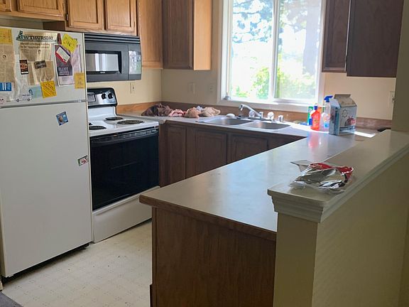 4th image of 209 E 18th Ave #B28