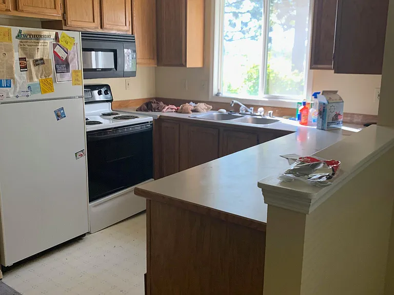209 E 18th Ave #B28 — Photo 4