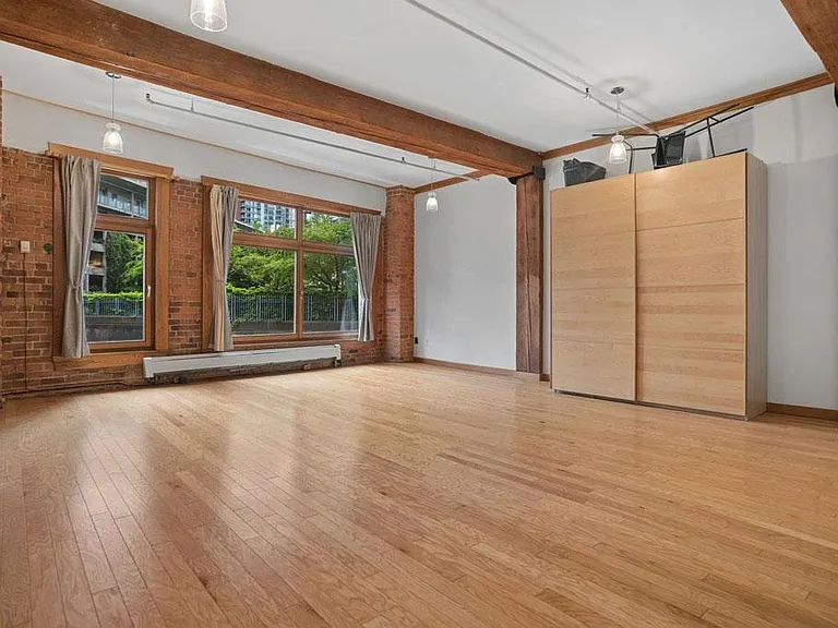 518 Beatty St #306 — Photo 10