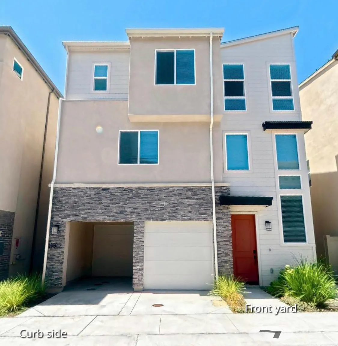11812 Ella Ln — Photo 2
