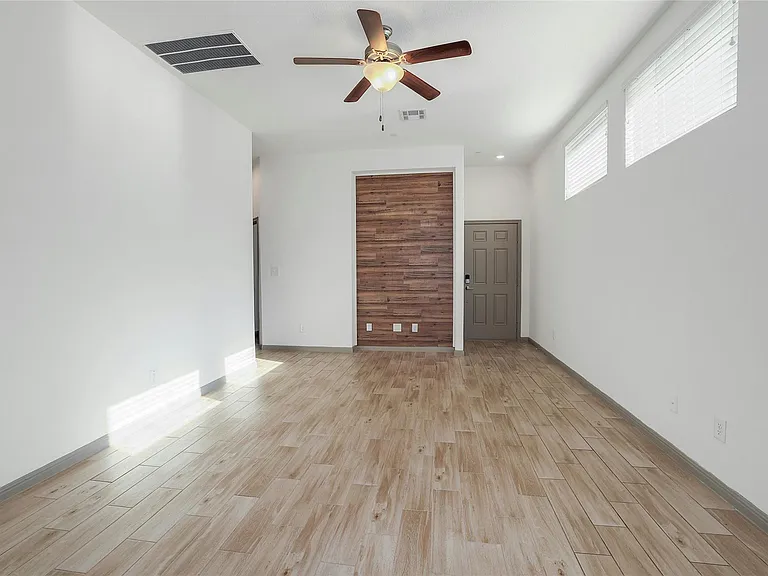 2800 Joe Dimaggio Blvd #55 — Photo 5