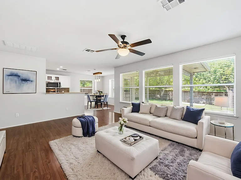 1506 Fort Lloyd Pl — Photo 3