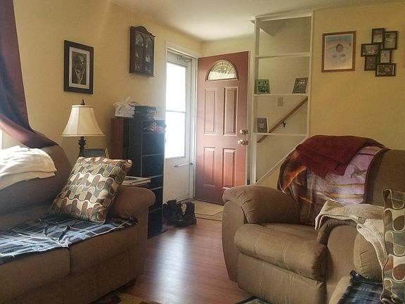 4th image of 33 Broezel Ave