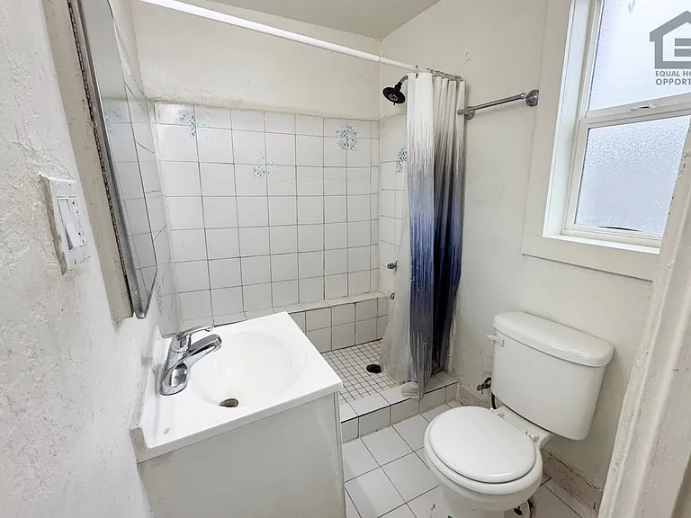 3601 W Melvin St — Photo 38