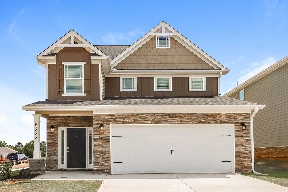 4 bed, 3.0 bath, 2182 sqft, $3,270 — Photo 1