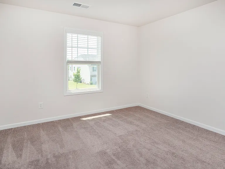 1 of 3 secondary bedrooms