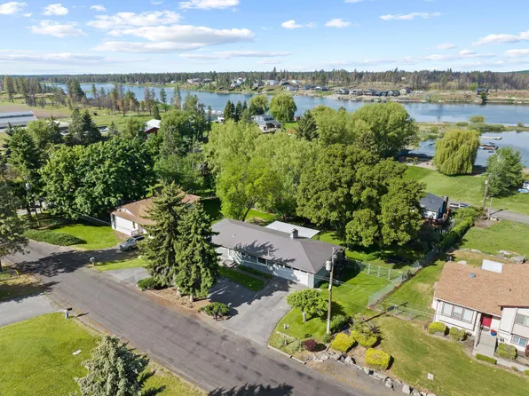 11132 S Silver Lake Rd S, Medical Lake, WA 99022