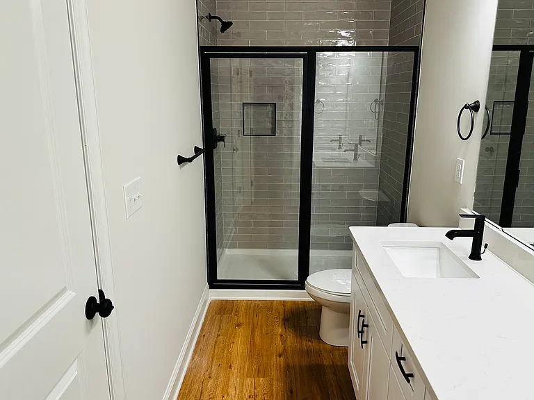 521 N Linwood Ave — Photo 23