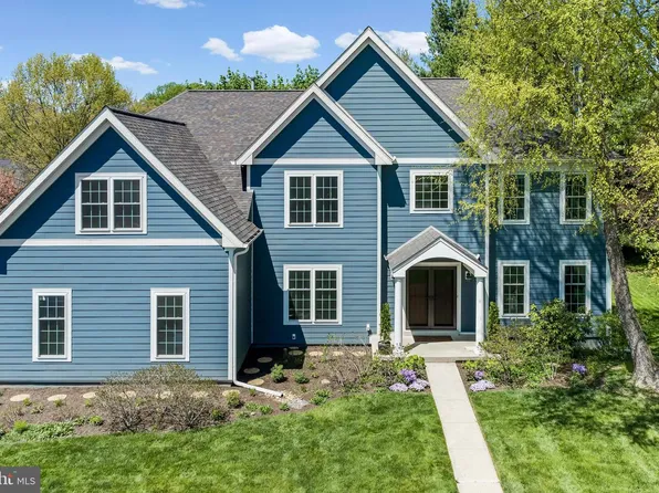 309 Rose Glen Ln, Kennett Square, PA 19348