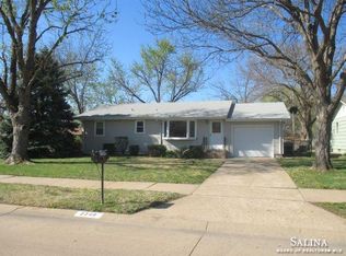 2248 Roach St, Salina, KS 67401