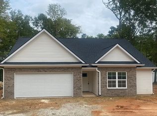1048 Garnette Rd, Lancaster, SC 29720