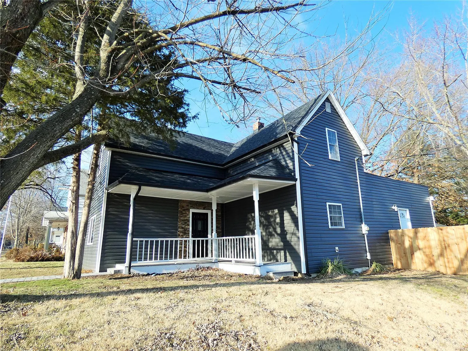 517 Wabash Ave photo 1