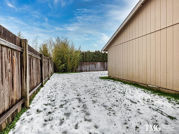 5th image of 9213 NE 131st Ave