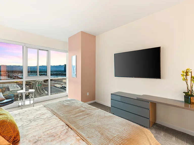 4525 Dean Martin Dr #1906 — Photo 36