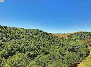 3499 Skyline Dr, Hayward, CA 94542