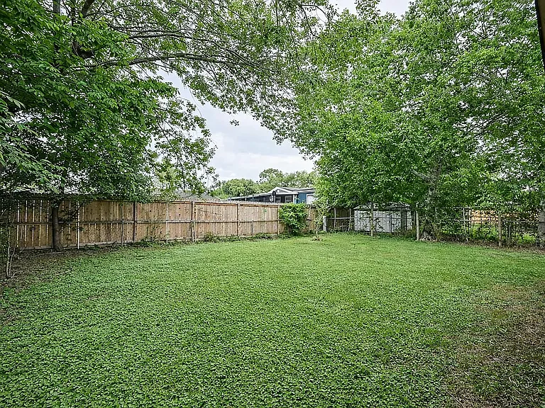 4902 Scott Reef St — Photo 10
