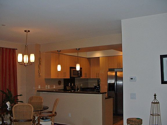 4th image of 405 W 2nd Ave Unit 1102