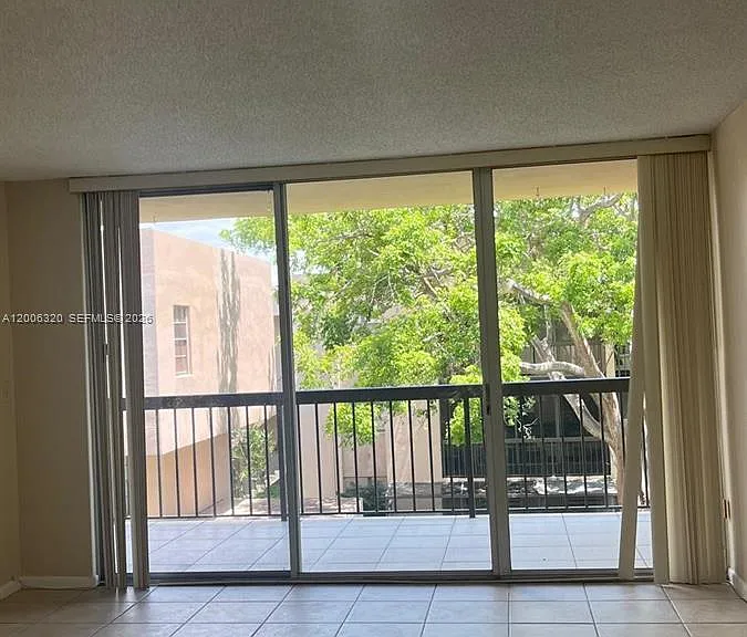 10625 SW 112th Ave #301 — Photo 36