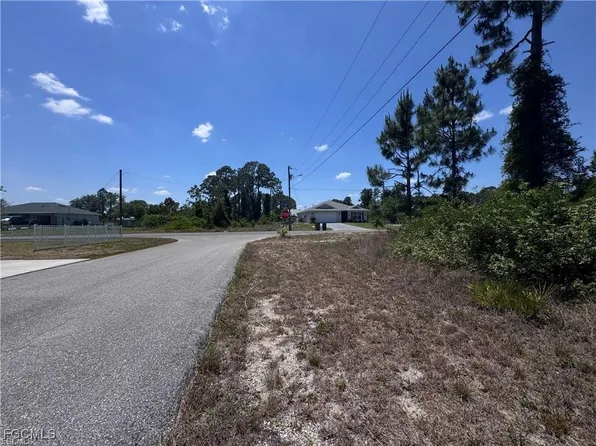 56 Wanda Ave S, Lehigh Acres, FL 33976