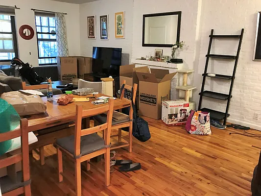 Rented by Joe Gotham LTD | media 12