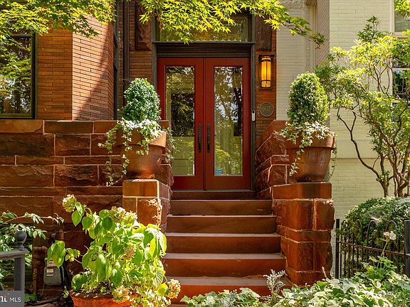 2nd image of 1617 35th St NW