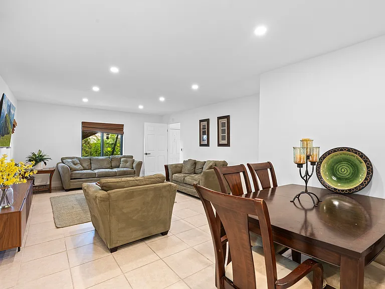 1270 NE 110th Ter #1 — Photo 3