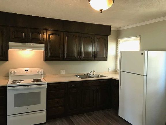 3rd image of 2560 Birk Dr