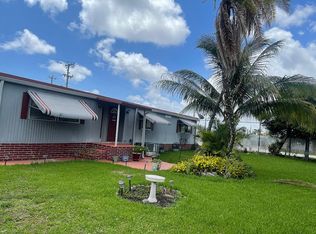 3003 SW 23rd Ln, Hallandale Beach, FL 33009