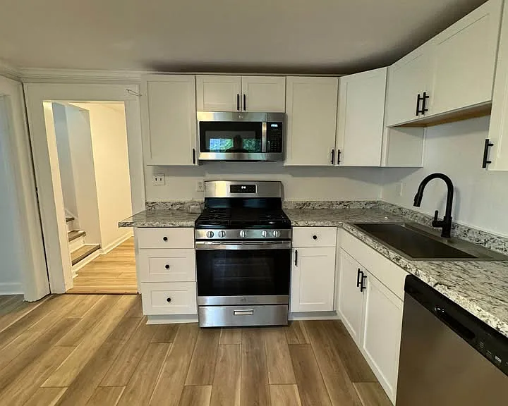 204-06 Sunset Ave #204 — Photo 1