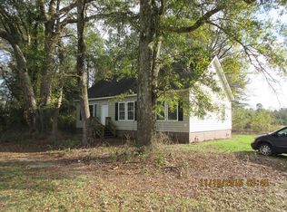 6298 Croomsbridge Road, Burgaw, NC 28425
