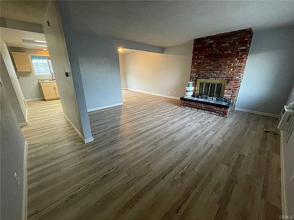 3rd image of 33032 Turner St #33032
