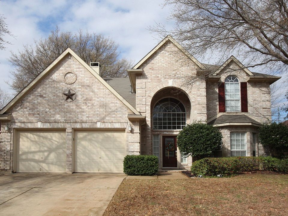 1st image of 2805 Lakehollow Ln