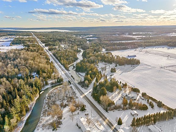 5th image of 12888 Hubbard Lake Rd