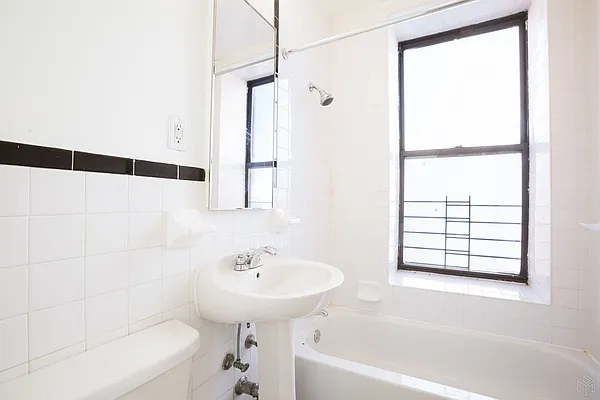 Rented by Halstead Real Estate | media 15