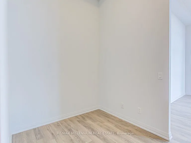 30 Meadowglen Pl #2908 — Photo 14