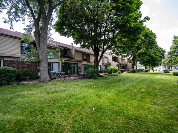 2612 West Parnell AVENUE, Milwaukee, WI 53221