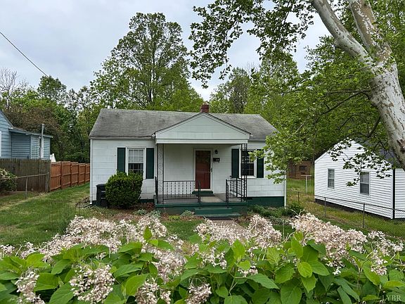3rd image of 1153 Stratford Rd