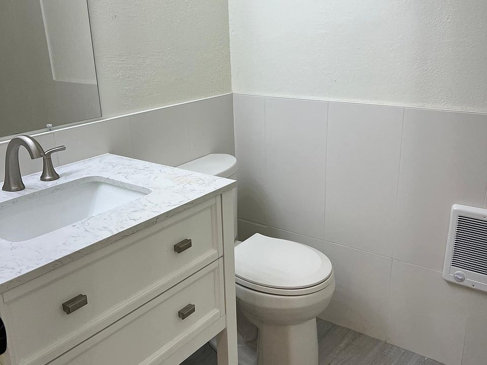 1st image of 233 E Mission Ave #19