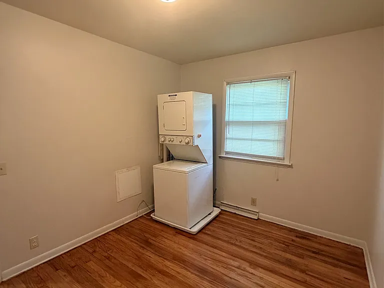 2114 Ferrol St — Photo 13