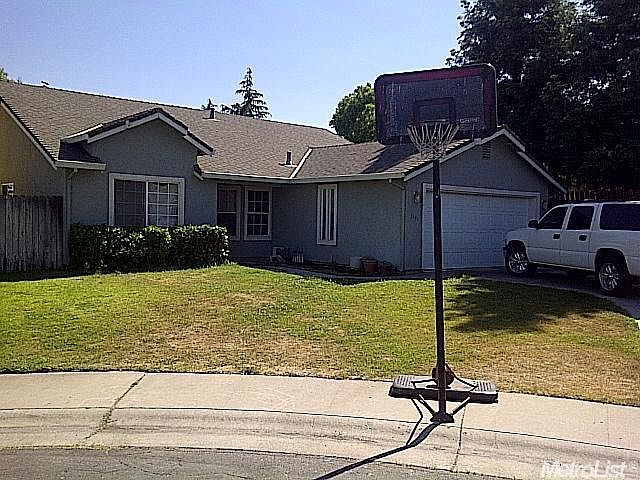 1st image of 1124 Martinson Ct