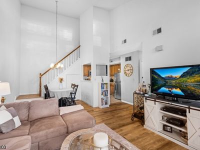 36 Ray Ct, Bedminster, NJ, 07921