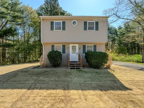 37 Greenwich Rd, Ware, MA 01082